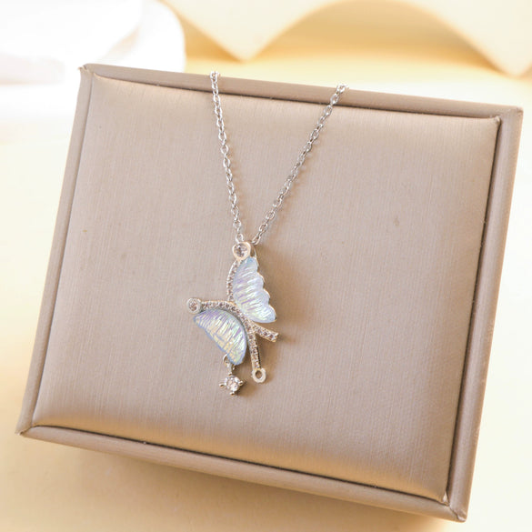Wholesale Women's Copper And Titanium Steel Butterfly Pendant Necklace With Real Gold Plating And Enhanced Color Retention Sweet Style Cross Chain