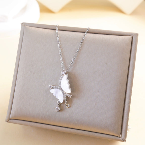 Wholesale Women's Copper And Titanium Steel Butterfly Pendant Necklace With Real Gold Plating And Enhanced Color Retention Sweet Style Cross Chain