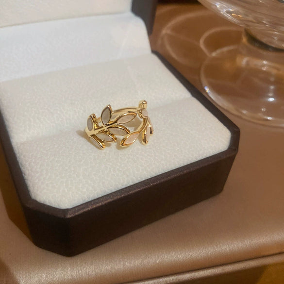 Wholesale Women's Copper Animal Zodiac Snakeshaped Open Ring With Electroplating Design