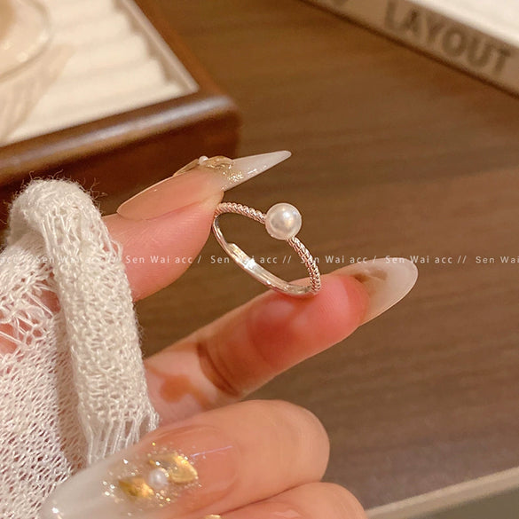 Wholesale Women's Copper Bow Beaded Finger Ring With Electroplating Design