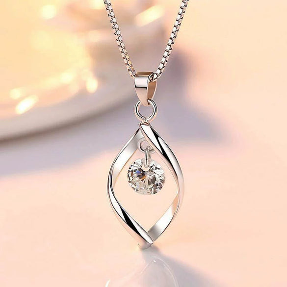 Wholesale Women's Copper Box Chain Necklace With Mixed Gem Inlay And Geometric Design