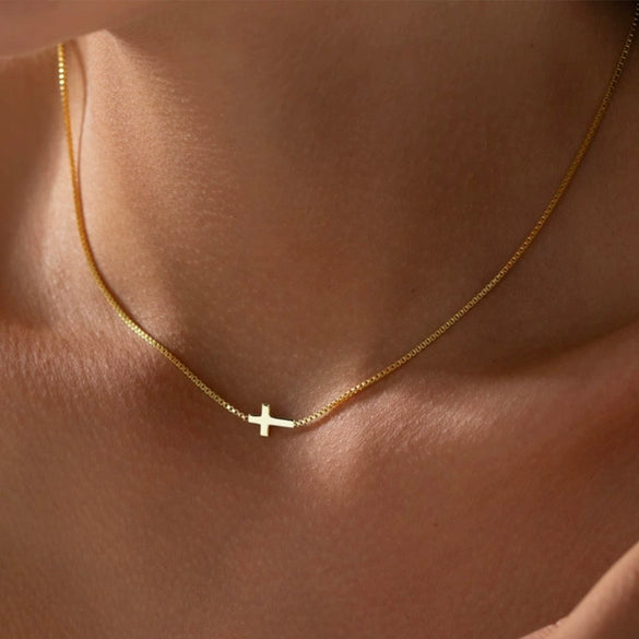 Wholesale Women's Copper Cross Necklace With Geometric Design And 14K Goldplated Electroplating