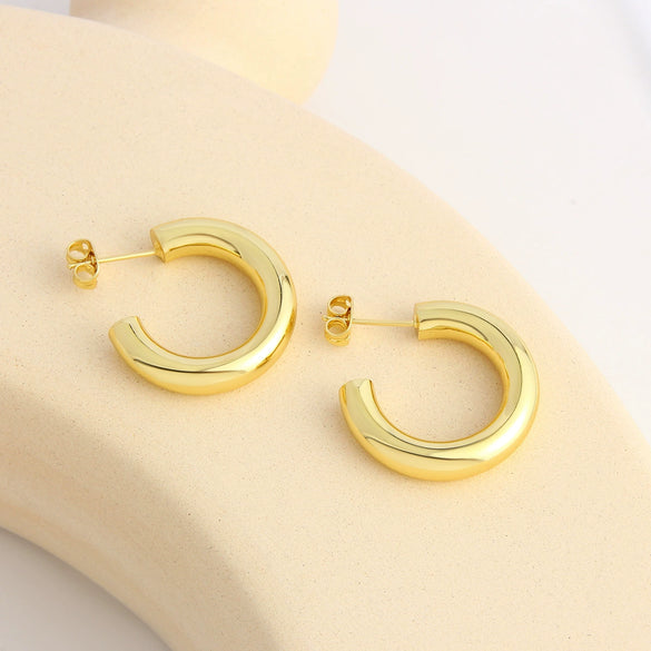 Wholesale Women's Copper Cshaped And Ushape Geometric Exaggerated Style Electroplated Earrings