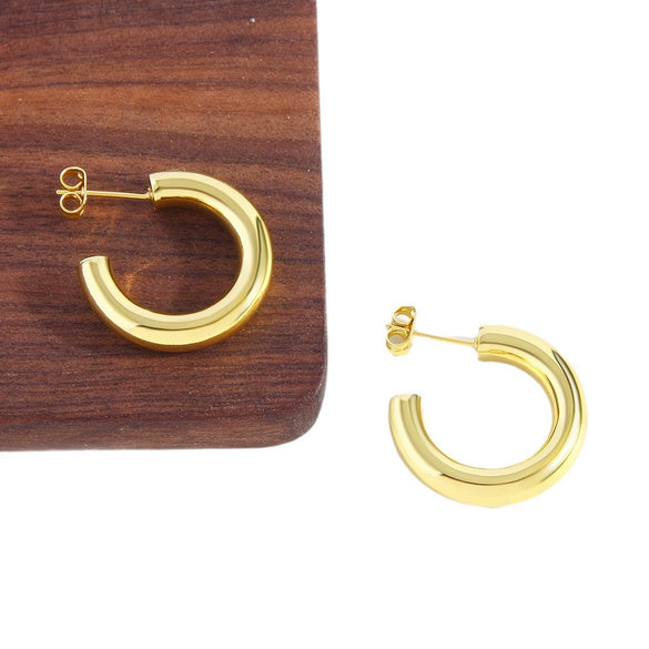 Wholesale Women's Copper Cshaped And Ushape Geometric Exaggerated Style Electroplated Earrings
