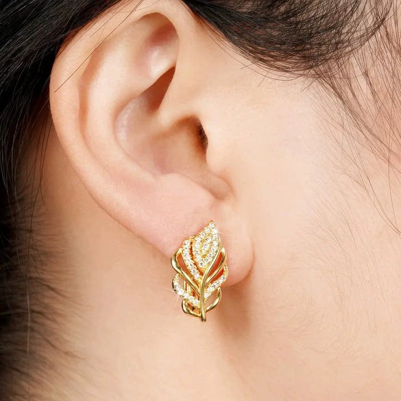Wholesale Women's Copper Earrings With Geometric Pattern And Zirconia Design In Fashion Ol Style