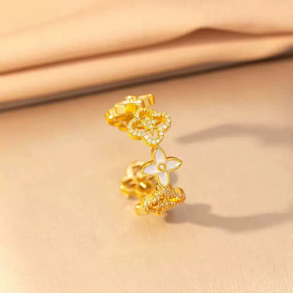 Wholesale Women's Copper Electroplated Fourleaf Clover Open Ring Jewelry For Autumn And Winter