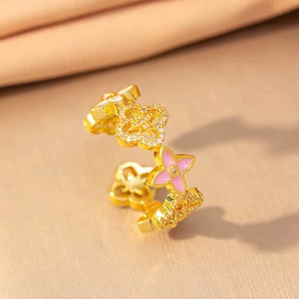 Wholesale Women's Copper Electroplated Fourleaf Clover Open Ring Jewelry For Autumn And Winter