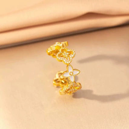 Wholesale Women's Copper Electroplated Fourleaf Clover Open Ring Jewelry For Autumn And Winter