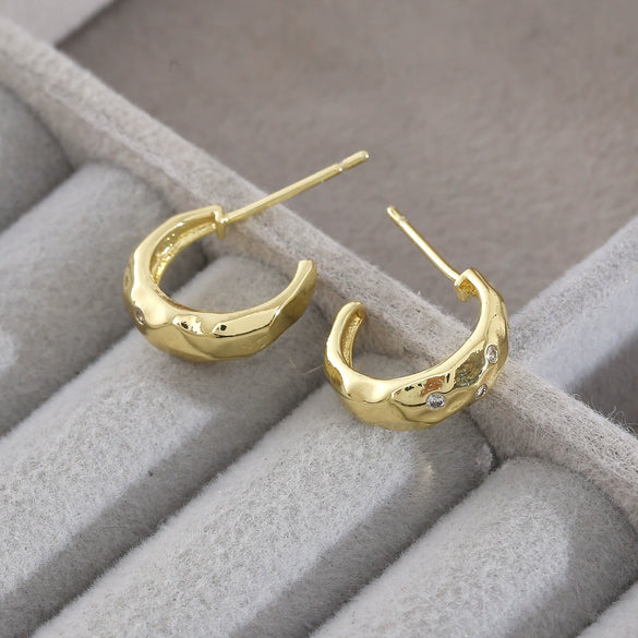 Wholesale Women's Copper Geometric Cshaped Goldplated Inlaid Zircon Earrings