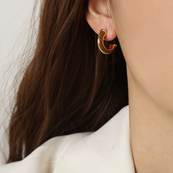 Wholesale Women's Copper Geometric Dripping Oil Earrings Light Luxury Simple Fashion Jewelry