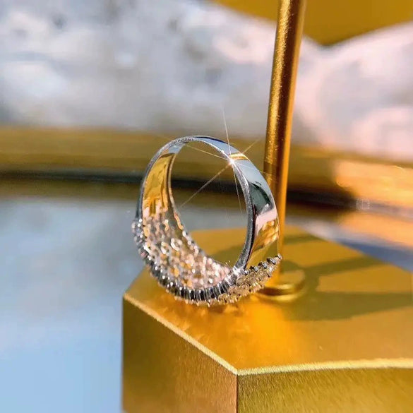 Wholesale Women's Copper Geometric Inlaid Zircon Fashionable Ring