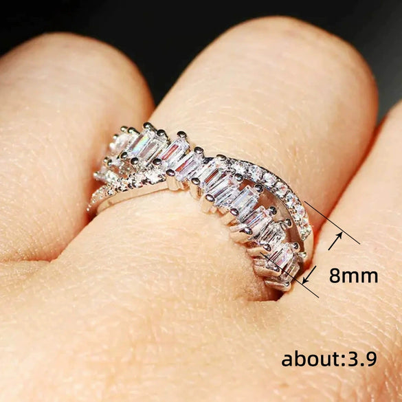 Wholesale Women's Copper Geometric Inlaid Zircon Ring