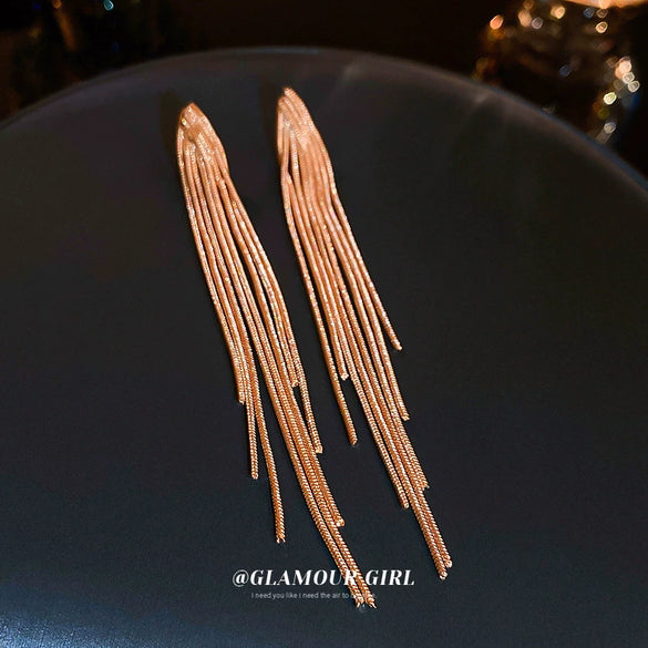 Wholesale Women's Copper Geometric Long Earrings With Electroplating And Tassel Design Light Luxury And Exaggerated Style