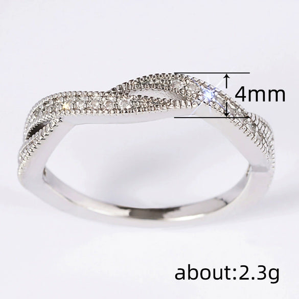 Wholesale Women's Copper Geometric Mobius Ring With Zirconia Light Luxury Style