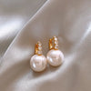 Wholesale Women's Copper Geometric Pearl Earrings With Diamond Design Retro And Exquisite Style