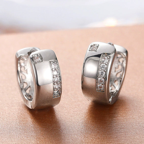 Wholesale Women's Copper Geometric U Shaped Zircon Earrings