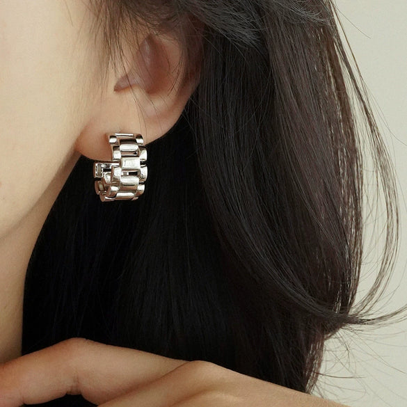 Wholesale Women's Copper Geometric Zircon Earrings With Metallic Strap And Niche Design