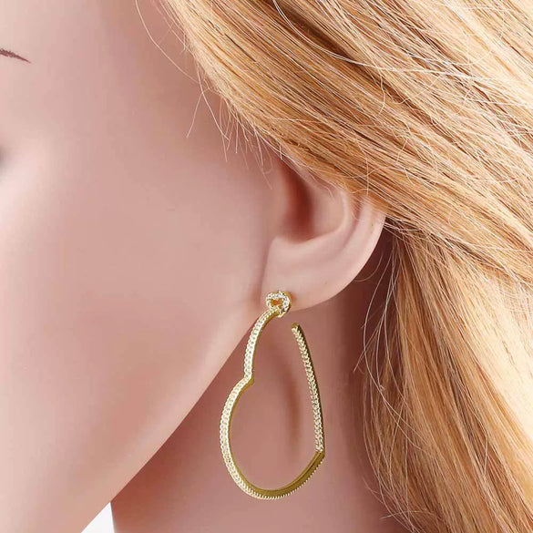 Wholesale Women's Copper Goldplated Heartshaped Geometric Style Earrings