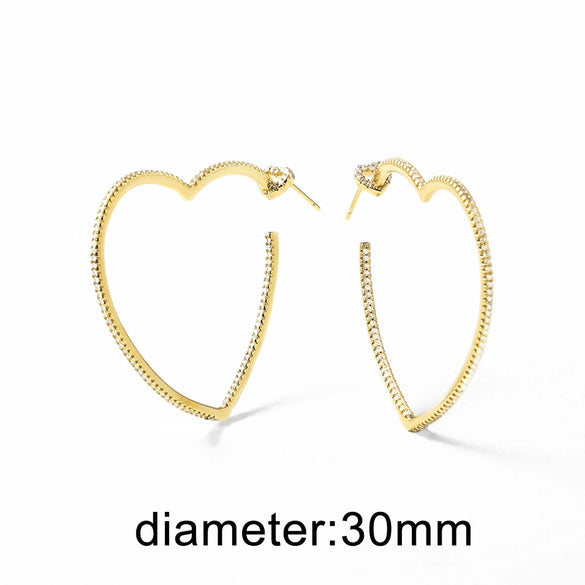 Wholesale Women's Copper Goldplated Heartshaped Geometric Style Earrings