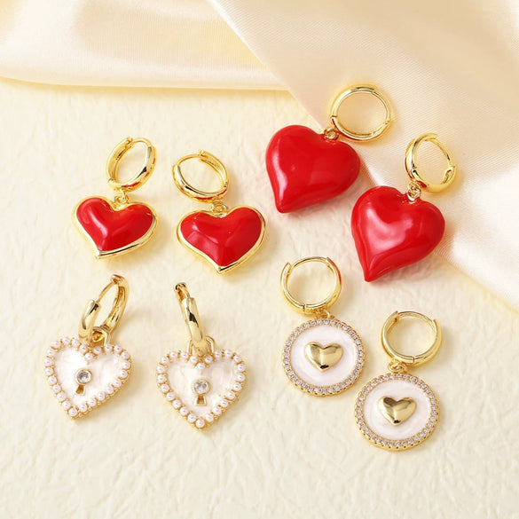 Wholesale Women's Copper Heart Shape Earrings With Electroplating