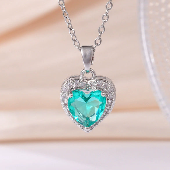 Wholesale Women's Copper Heart Shape Pendant Necklace With Mixed Gemstone Setting And Electroplating O Word Chain