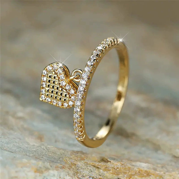 Wholesale Women's Copper Heart Shaped Fantasy Love Pendant Ring With Microinlaid Zircon And Geometric Style