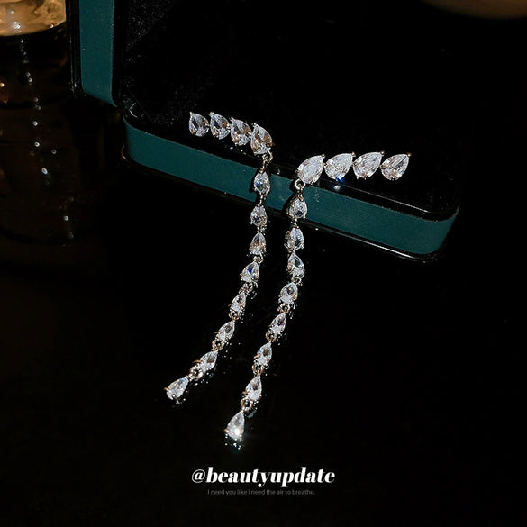 Wholesale Women's Copper Inlaid Zircon Dropshaped Long Tassel Earrings With Advanced Sense