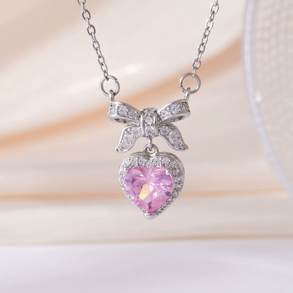 Wholesale Women's Copper Inlaid Zircon Geometric Light Luxury Style Necklace With Electroplating And O Word Chain