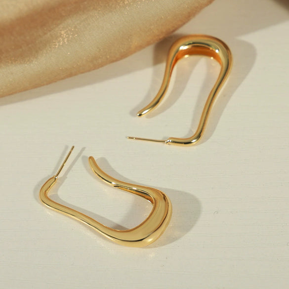 Wholesale Women's Copper Jewelry With Irregular Geometric Design And Electroplating Treatment Simple And Personality Style