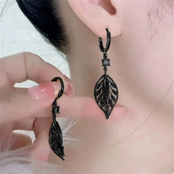 Wholesale Women's Copper Leaf Geometric Earrings Light Luxury Style