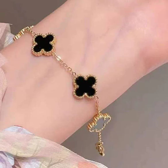 Wholesale Women's Copper Real Gold Electroplated Zircon Inlaid Geometric Flower Bracelet Sweet Style
