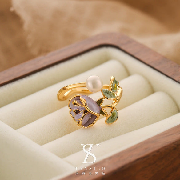 Wholesale Women's Copper Real Pearl Butterfly Ring With Geometric And Insect Pattern Electroplated