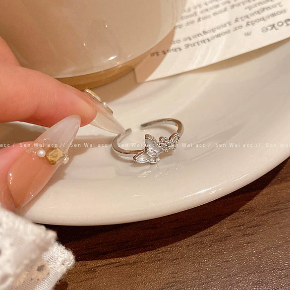 Wholesale Women's Copper Ring With Geometric Heart Shape Flower And Bow Patterns Retro Niche Design Electroplating Process