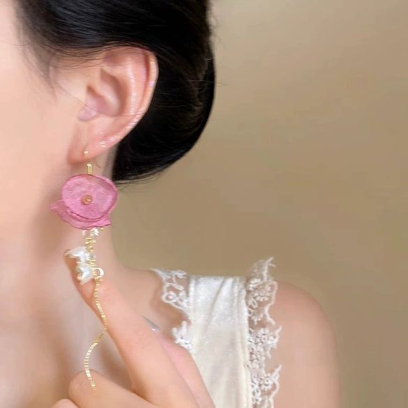 Wholesale Women's Copper Sweet Flower Tassel Earrings Set With Crystal