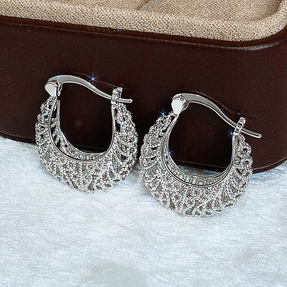 Wholesale Women's Copper Vintage Hollow Woven Pattern Ushaped Electroplated Earrings