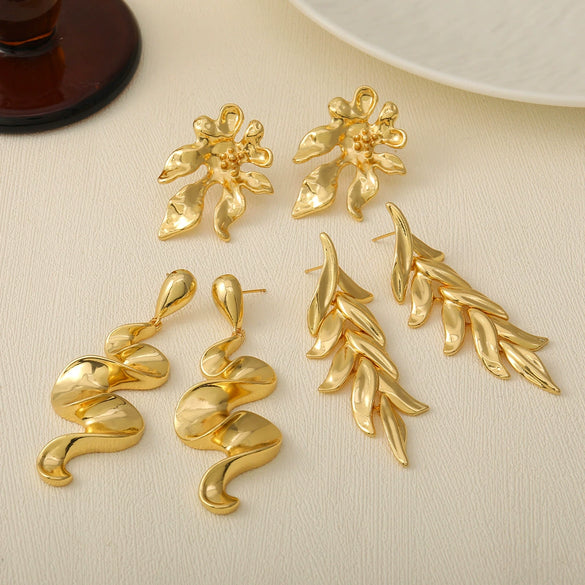 Wholesale Women's Copper Wavy Exaggerated Earrings