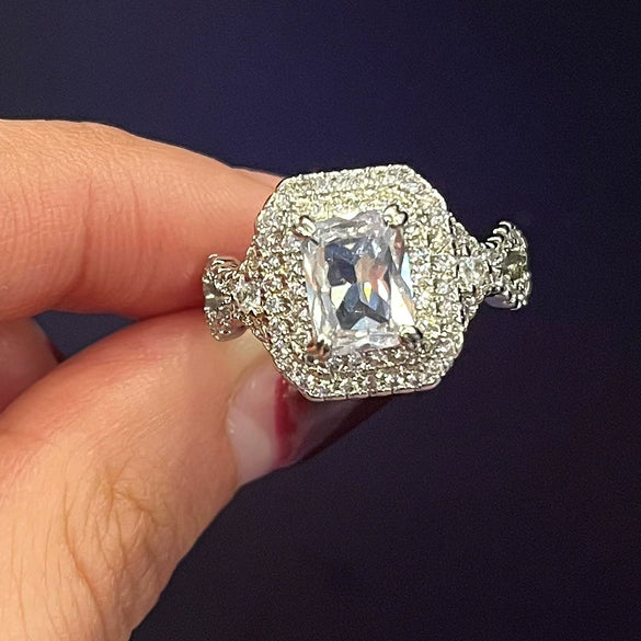 Wholesale Women's Copper Wedding Ring With Geometric Pattern Hand Inlaid Zircon And Platinum Plated