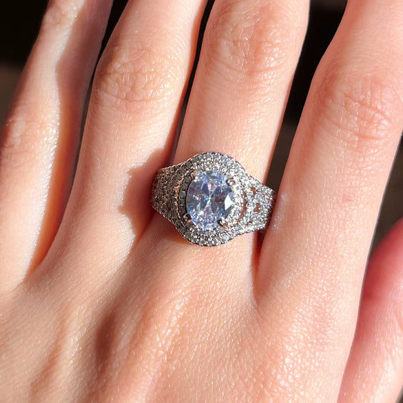 Wholesale Women's Copper Wedding Ring With Geometric Pattern Hand Inlaid Zircon And Platinum Plated