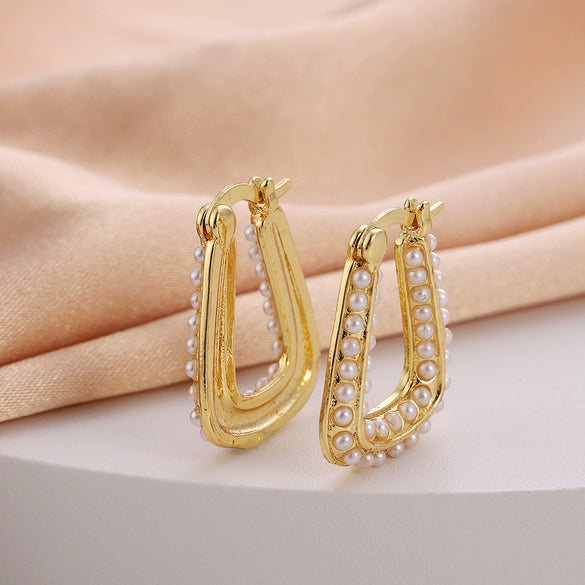 Wholesale Women's Copper Zircon Earrings With Animal Zodiac Flower Bow Geometric Patterns Electroplated Real Gold