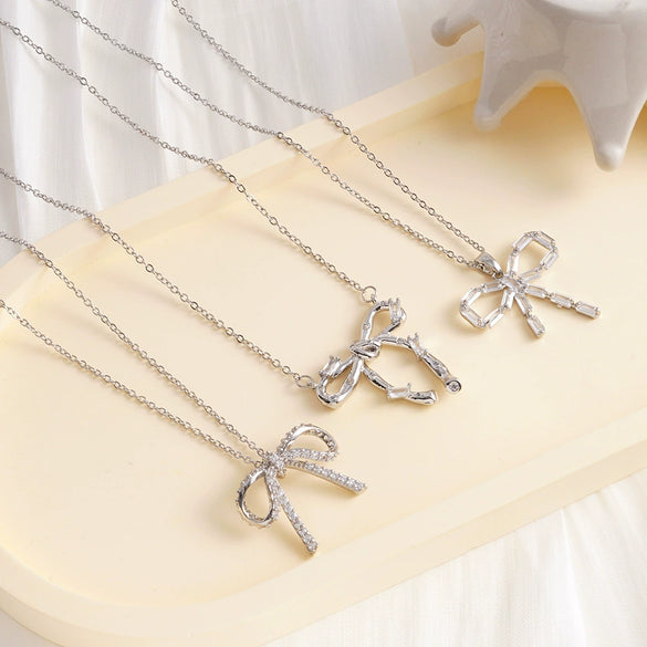 Wholesale Women's Copper Zircon O Chain Necklace With Mixed Gemstone Inlay Bow Tie Pendant Electroplated Vintage Light Luxury Style