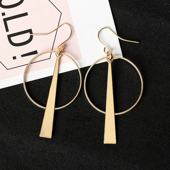 Wholesale Women's Cos Style Asymmetric Geometric Triangle And Circle Earrings In Alloy With Electroplating