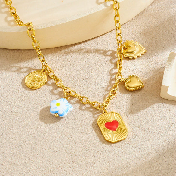 Wholesale Women's Creamy Sweet Style Heart Shape Stainless Steel Electroplated Pendant Chain Necklace