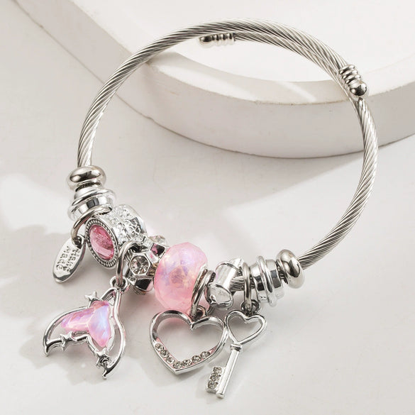 Wholesale Women's Diamond Elegant Fishtail Love Pendant Bracelet Made Of Alloy Stainless Steel