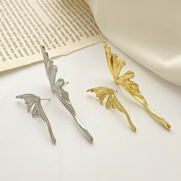 Wholesale Women's Diecast Electroplated Animal Butterfly Asymmetric Earrings