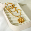 Wholesale Women's Doublelayer Daisy Flower Pendant Stainless Steel And Titanium Steel Necklace With Snake Bone Chain 18K Gold Electroplated