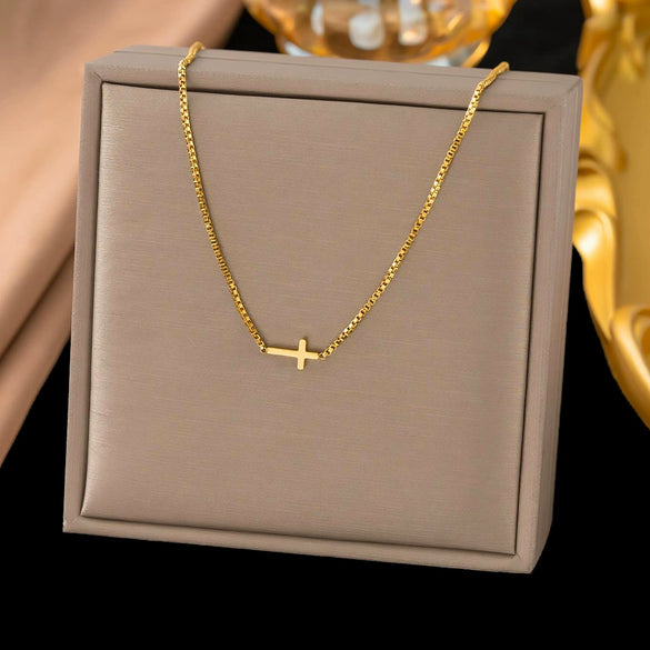 Wholesale Women's Doublelayered Long Necklace With Heart Shape Titanium Steel Pendant Real Gold Plated In The Furnace Oshaped Chain