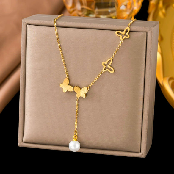 Wholesale Women's Doublelayered Long Necklace With Heart Shape Titanium Steel Pendant Real Gold Plated In The Furnace Oshaped Chain