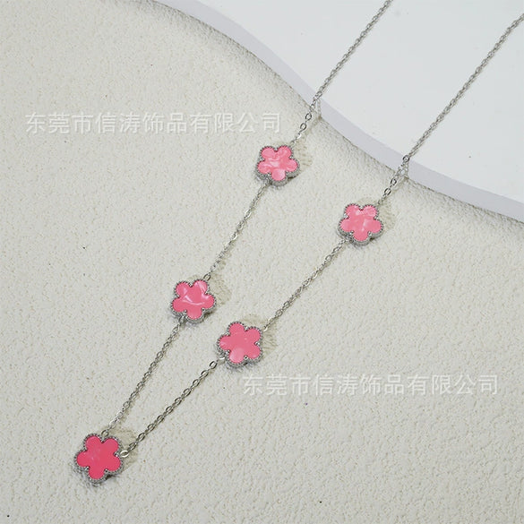 Wholesale Women's Doublesided Clover And Leaf Pendant Collarbone Cross Chain Fashion Simple Versatile Silverplated Titanium Steel Necklace