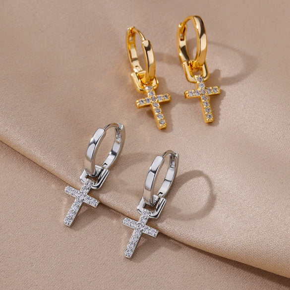 Wholesale Women's Earrings With Polygon Mobius Ring Design Five Pointed Star Hollow Geometric Style Ccb Gold Platinum Electroplated