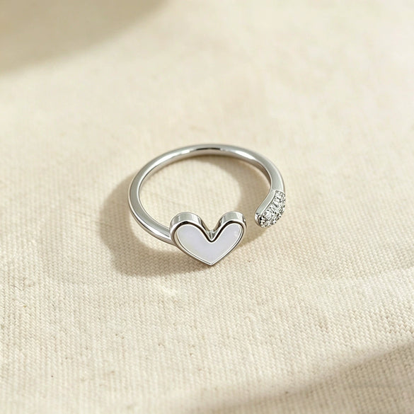 Wholesale Women's Electroplated Gold Inlaid With Zircon Heartshaped Geometric Animal Zodiac Copper Ring Jewelry